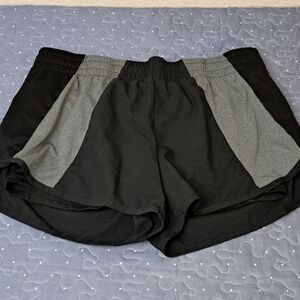 AVIA black and gray shorts size large